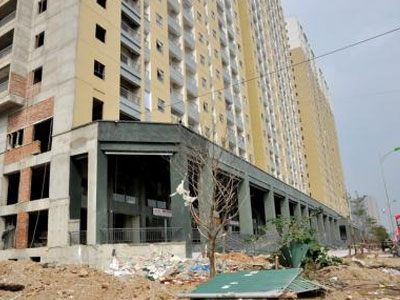 Chung cư chưa hoàn thiện đã vội bàn giao: "Nếu có thể, hãy lắc đầu"