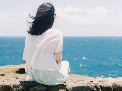 Mẹ chồng tháo cánh cửa phòng con trai, con dâu để tiện vào "dọn dẹp"