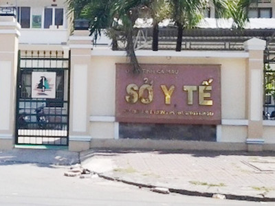 Sở Y tế Cà Mau xin khất nợ 3,8 tỉ đồng