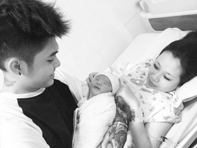 Xúc động bức "tâm thư" của người chồng mới 20 tuổi, xứng đáng là người chồng, người bố chuẩn điểm 10