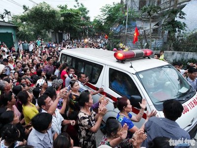 Cụ Lê Đình Kình đã xuất viện về với gia đình ở Đồng Tâm
