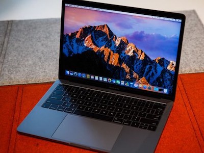 Nhiều người dùng phàn nàn MacBook Pro mới của Apple phát tiếng lạ