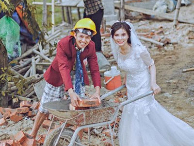 “Phát sốt” với bộ ảnh cưới cô dâu, chú rể đi... phụ hồ