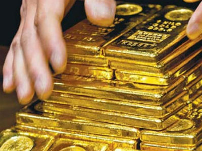 Giá vàng hôm nay 4/5: Giảm nhanh, bán mạnh trên diện rộng