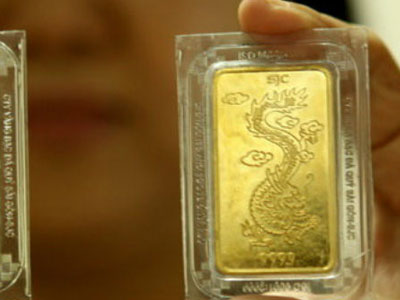 Giá vàng SJC lao dốc mạnh