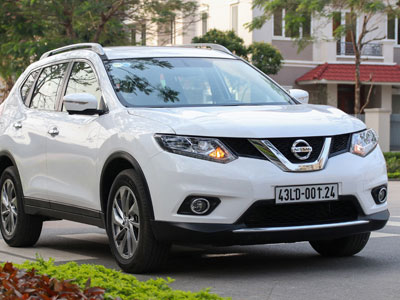 X-Trail giảm giá 125 triệu - quyết vượt mặt CX-5 tại Việt Nam