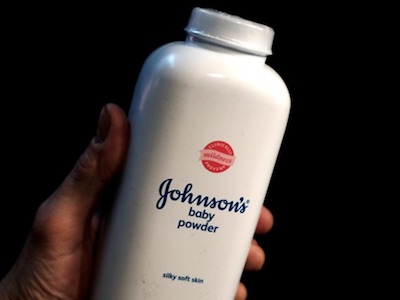 Johnson & Johnson phải đền 110 triệu USD vì sản phẩm gây ung thư