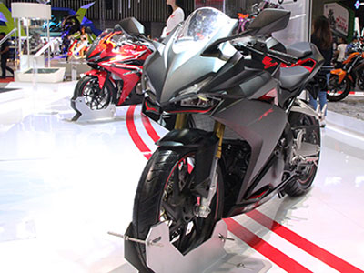 Sportbike Honda CBR250RR 2017 đầu tiên về Việt Nam