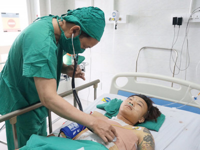 Cứu sống bệnh nhân bị đâm thủng tim nguy kịch