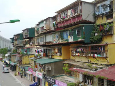 Chung cư nguy hiểm: Vì sao dân không chịu di dời?