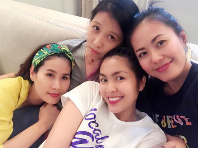 Vợ chồng Tăng Thanh Hà tranh thủ “trốn” 2 con đi tụ tập bạn bè