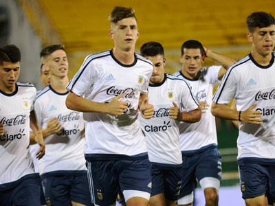 Bài tập lạ của U20 Argentina trước trận gặp U20 Việt Nam