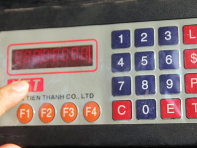 Phạt 85 triệu đồng cây xăng gắn "nút lạ" trong trụ bơm