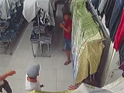 Giang hồ Sài Gòn chém nhầm nhân viên shop thời trang