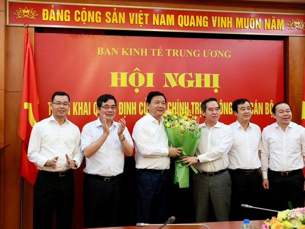 Ông Đinh La Thăng nhận nhiệm vụ Phó Ban Kinh tế TƯ