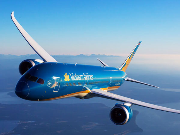 Vietnam Airlines: Lợi nhuận "bốc hơi" tới 569 tỷ đồng, nợ cao gấp 5 lần vốn