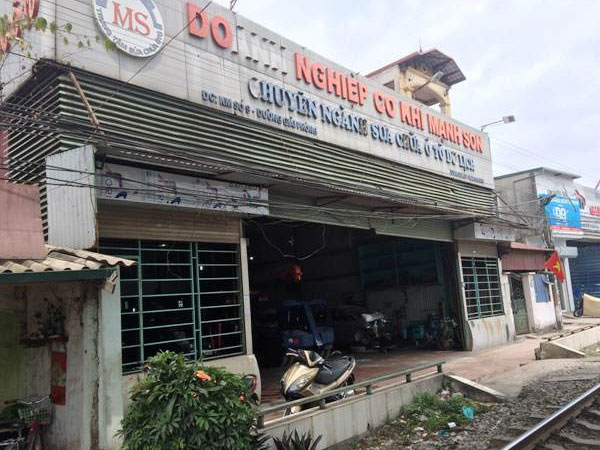 Vụ hàng loạt chủ xe tố gara Mạnh Sơn “chặt chém”: Nghi vấn trung tâm cứu hộ “tiếp tay”