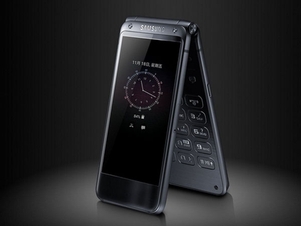 Samsung sắp ra smartphone nắp gập đắt hơn Galaxy S8