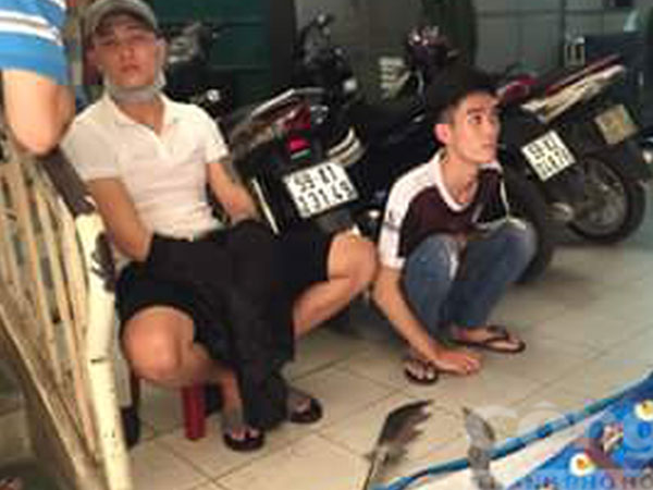 Bắt nhóm côn đồ vác đao chém con nợ dã man