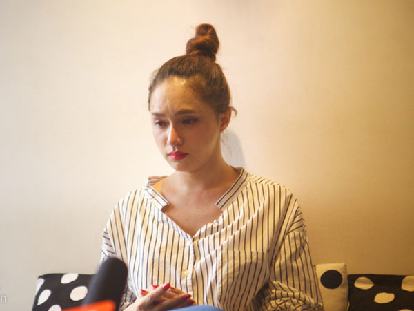 Hương Giang: Tôi không vô văn hóa, tôi đã xin chương trình giữ chú Trung Dân lại!