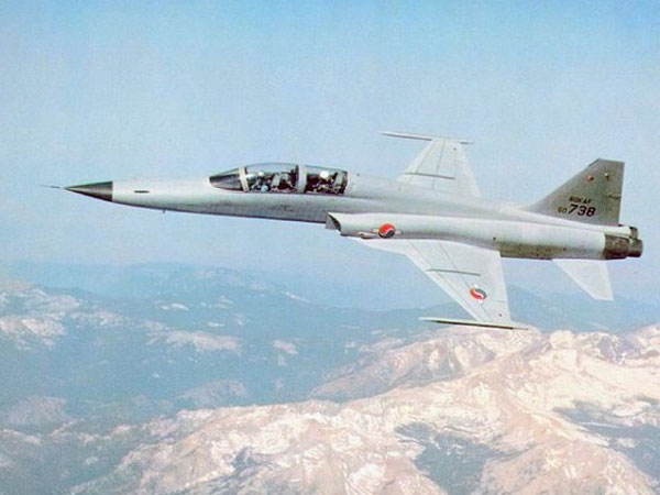 Việt Nam nhờ Israel hồi sinh F-5E/F Mỹ thành tiêm kích?