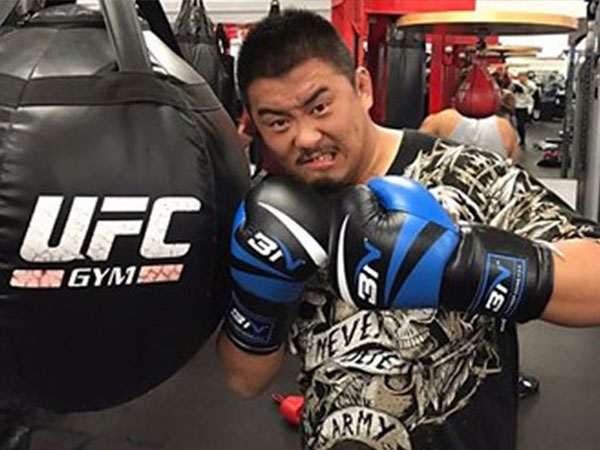Võ Trung Quốc bị lộ trò bẩn: Người hùng MMA Từ Hiểu Đông