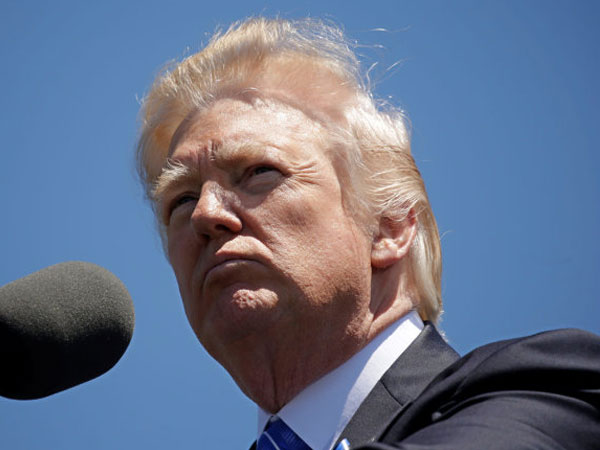 Nhà Trắng bác bỏ tin ông Trump lộ tin mật cho Nga