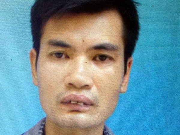 Người đàn ông đâm gục bí thư thị trấn sau khi hút cỏ Mỹ