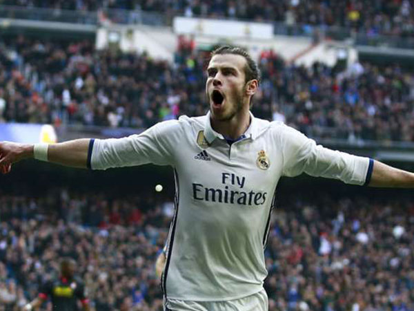 C.Ronaldo cầm đầu nhóm tẩy chay Bale dự chung kết Champions League