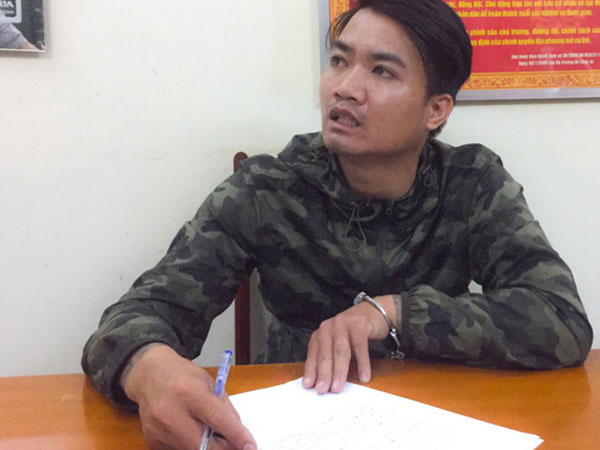 Bắt kẻ mang lệnh truy nã từng dọa bắn công an
