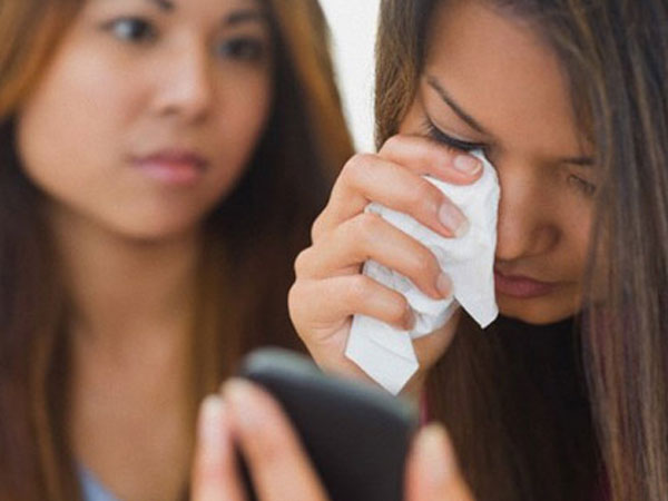 Bị bắt quả tang ngoại tình, tôi tát bồ đau đớn và hành động bất ngờ của vợ