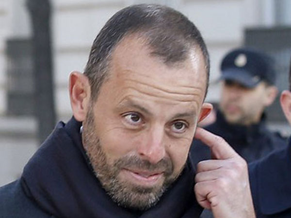 Cựu chủ tịch Rosell của Barca bị bắt vì rửa tiền