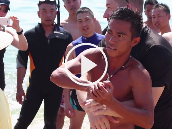 Video: Hải quân Mỹ diễn tập cứu hộ trên biển Nha Trang
