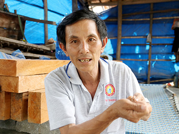 Phu trầm cược mạng sống với giấc mộng kỳ nam
