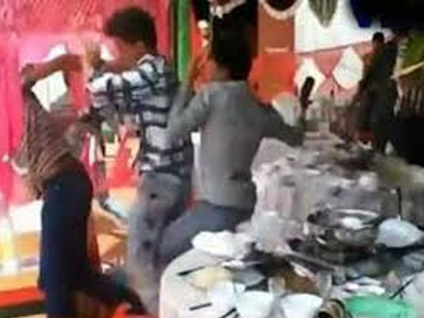Thanh niên đâm chết người tại tiệc cưới vì bị chê hát dở