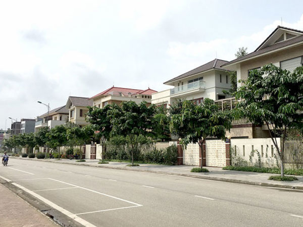 Đấu giá đất biệt thự "đắc địa" Lào Cai: Toàn quan chức trúng