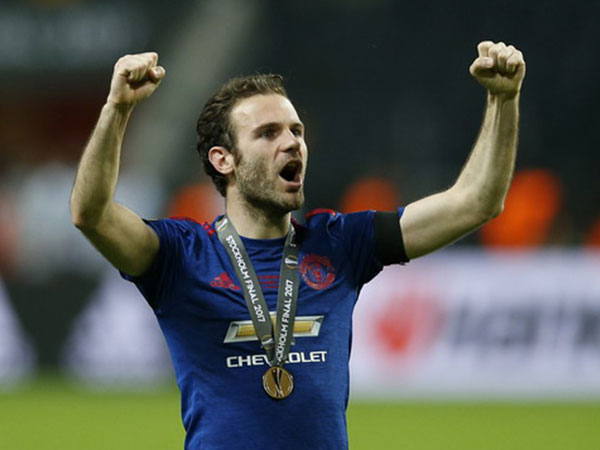 Juan Mata: "Vua" của những trận chung kết