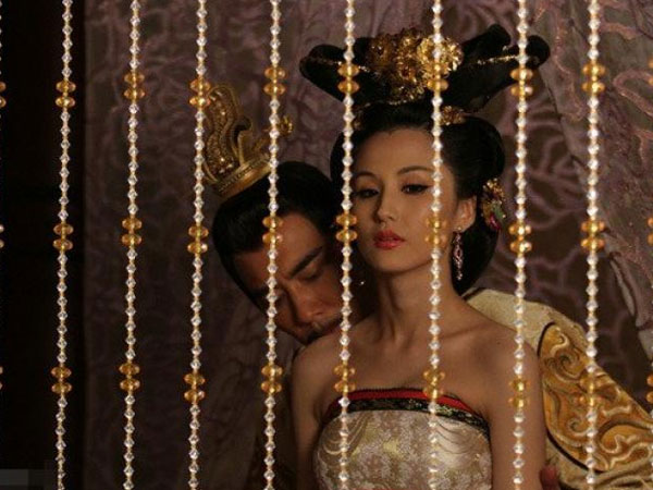 Biến người thành lợn - Đòn đánh ghen dã man bậc nhất thời phong kiến