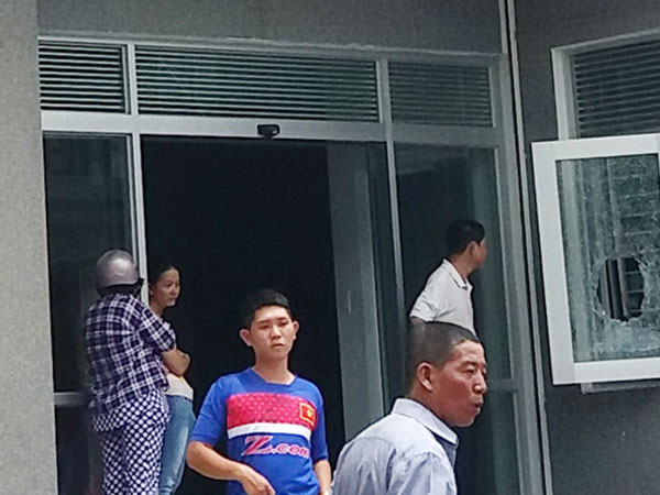 Người đàn ông chết trong phòng bảo vệ của tòa nhà vắng chủ