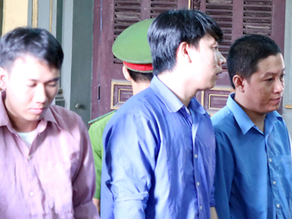 Nhóm bẫy giám đốc bằng "mỹ nhân kế" thoát tội giết người