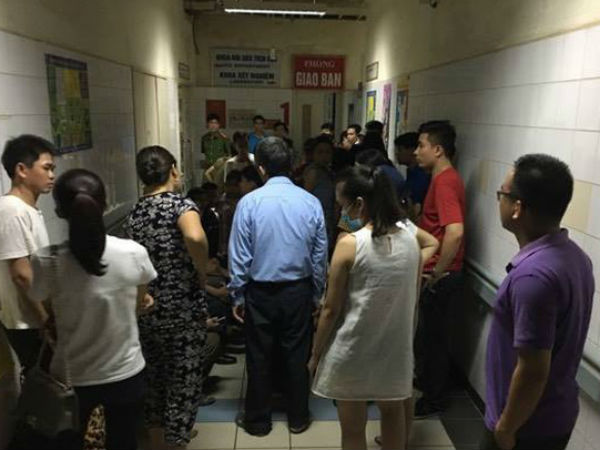 6 bệnh nhân tử vong ở BVĐK Hoà Bình: Buổi sáng bệnh nhân vẫn tự đạp xe, đi bộ đến bệnh viện