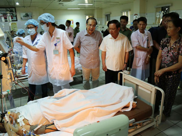 Khởi tố vụ 7 bệnh nhân tử vong khi chạy thận ở Hòa Bình