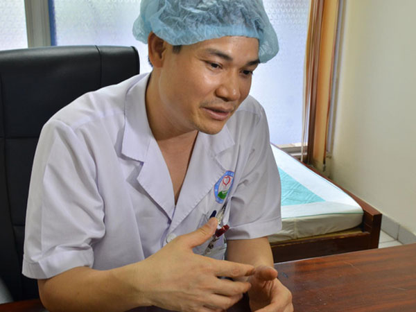 Phó trưởng khoa tại BVĐK Hòa Bình: "Tôi thèm khát được khóc"