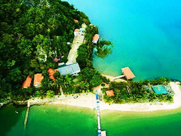 Quảng Ninh kiểm tra resort trái phép ở vịnh Bái Tử Long