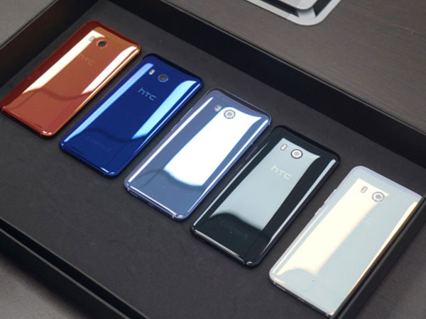 HTC U11 giá 16,9 triệu tại Việt Nam