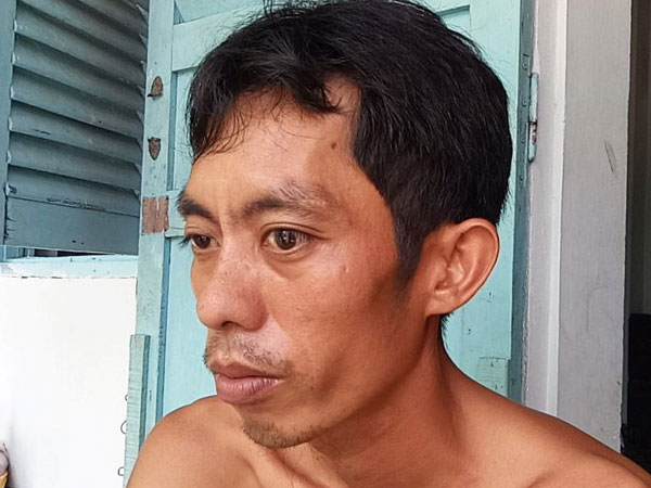 "Tôi đứng không vững khi bị cụ ông 76 tuổi chĩa súng, dọa bắn nát đầu"
