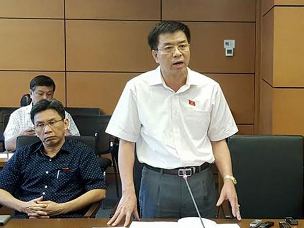 Bộ Quốc phòng sẽ thu hồi sân golf trong Tân Sơn Nhất bất cứ lúc nào