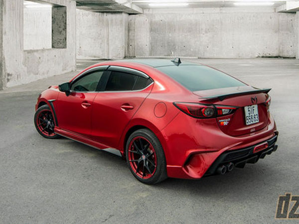 Thợ Việt tự tay độ Mazda3 cực ấn tượng