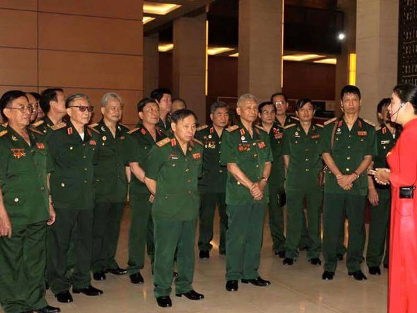 Công dân sẽ được dự thính họp Quốc hội