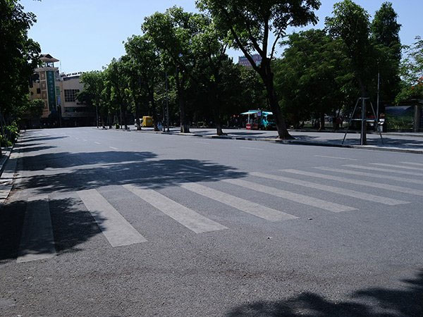 Dự báo thời tiết 4/6: Ngoài trời Hà Nội 45-50 độ, phá mọi kỷ lục